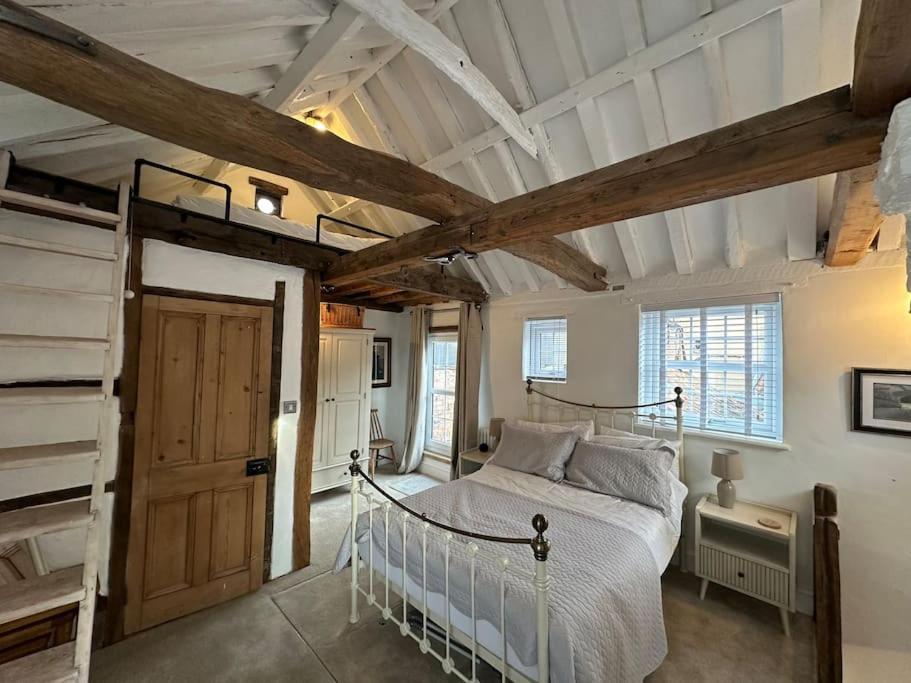 The Nook Lincoln Villa Ngoại thất bức ảnh